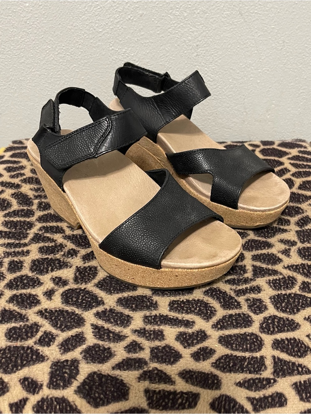 Earth Chunky Heel Slingback Sandals Black Leather Womens 6